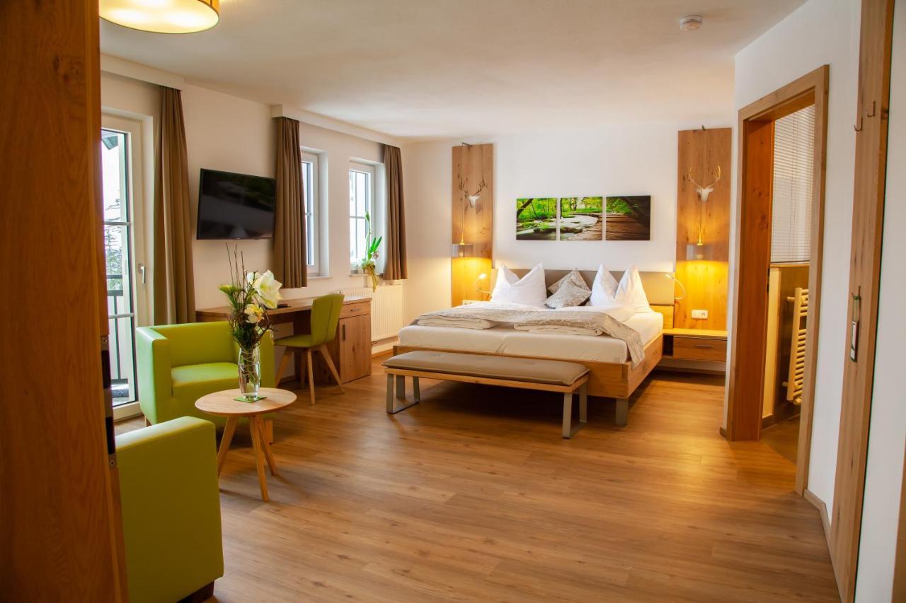 Hotel Irmgard Strass im Attergau Luaran gambar